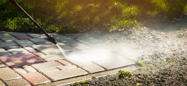 Best Pool Deck Cleaning  in Carthage, MO